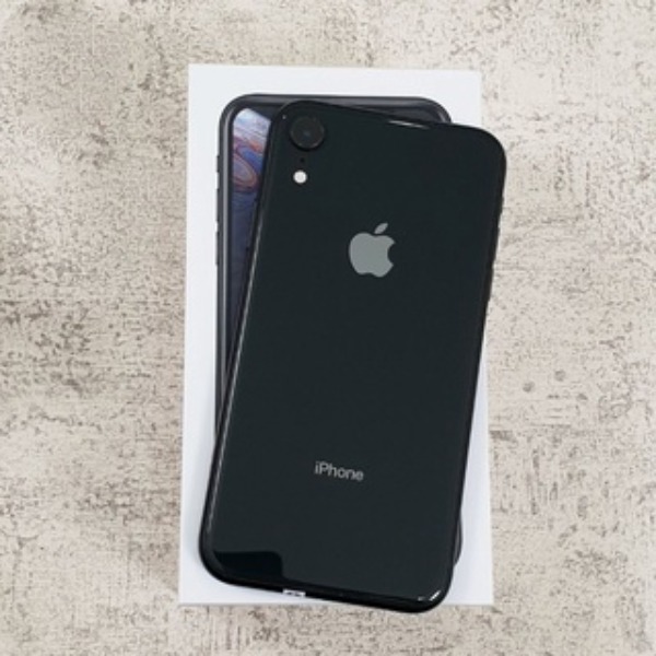 IPHONE XR 64GB Second Fullset Original Mulus / Like new